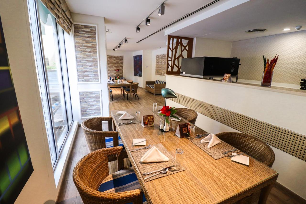 Gulf Suites Hotel Amwaj Manama Ngoại thất bức ảnh