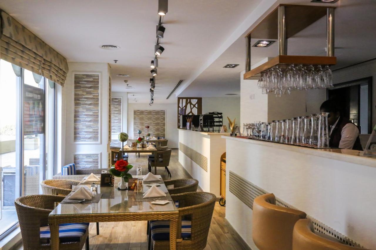 Gulf Suites Hotel Amwaj Manama Ngoại thất bức ảnh