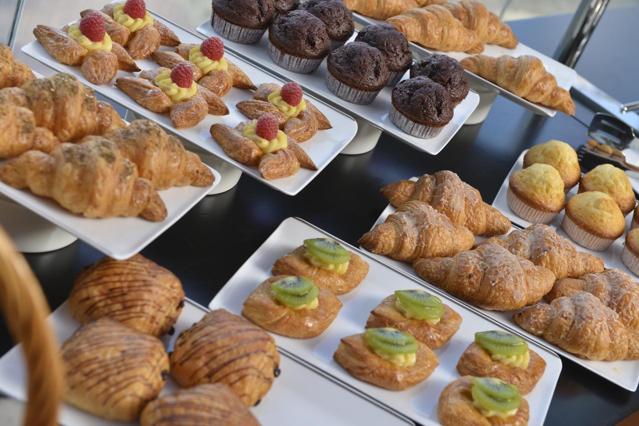 Gulf Suites Hotel Amwaj Manama Ngoại thất bức ảnh